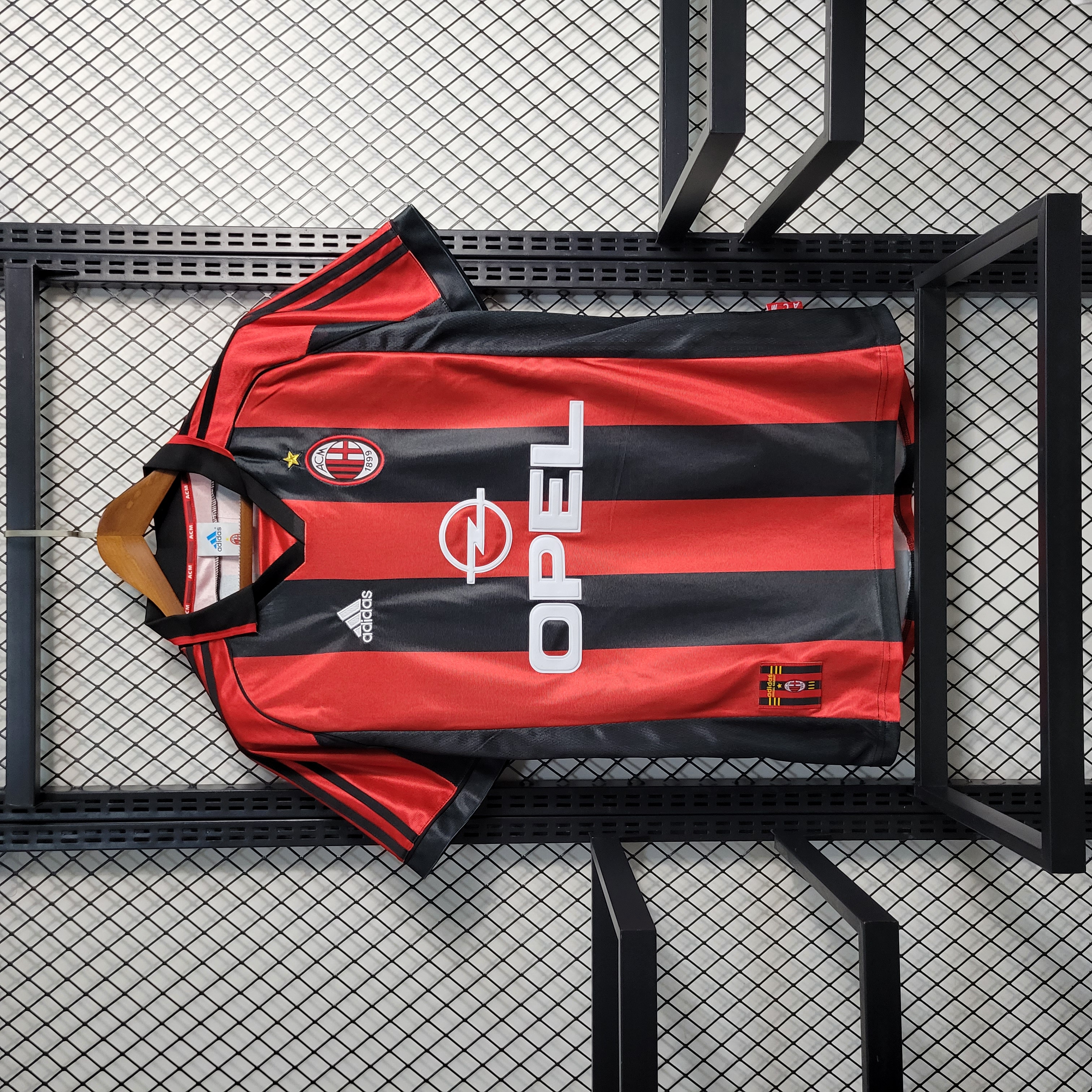 Retro AC Milan 98-99 Home Stadium Jersey